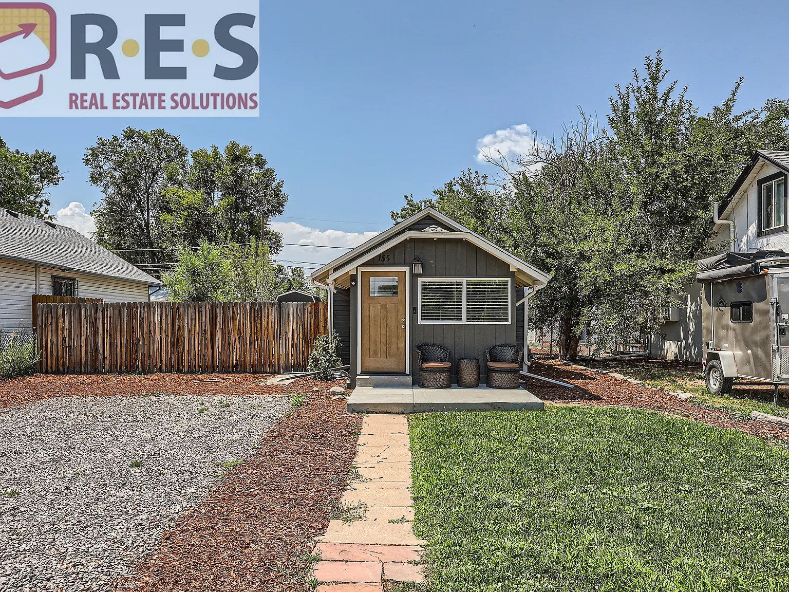 2 bed, 677 sqft, $1,975 — Photo 3