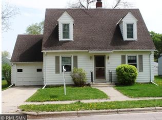 107 S 5th St, Le Sueur, MN 56058