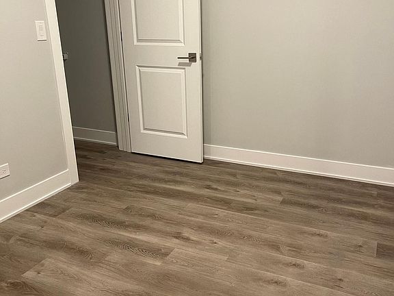 4th image of 2100 N Sedgwick St #2ybeamh81
