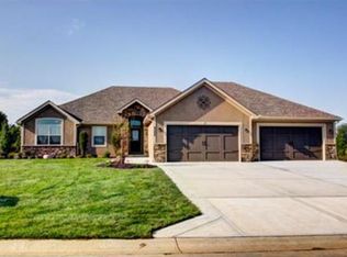 1056 SW Conch Cir, Blue Springs, MO 64064