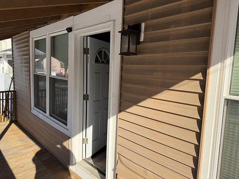 S 14th Ave — Photo 14