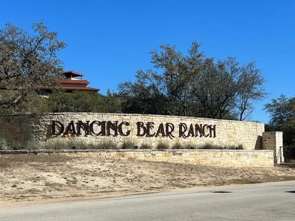 418 Private Road 1748, Mico, TX 78056