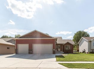 124 Marietta Dr, Bismarck, ND 58504