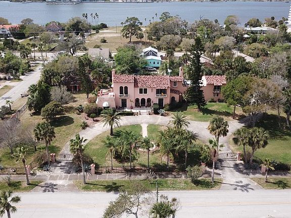 3rd image of 801 N Peninsula Dr