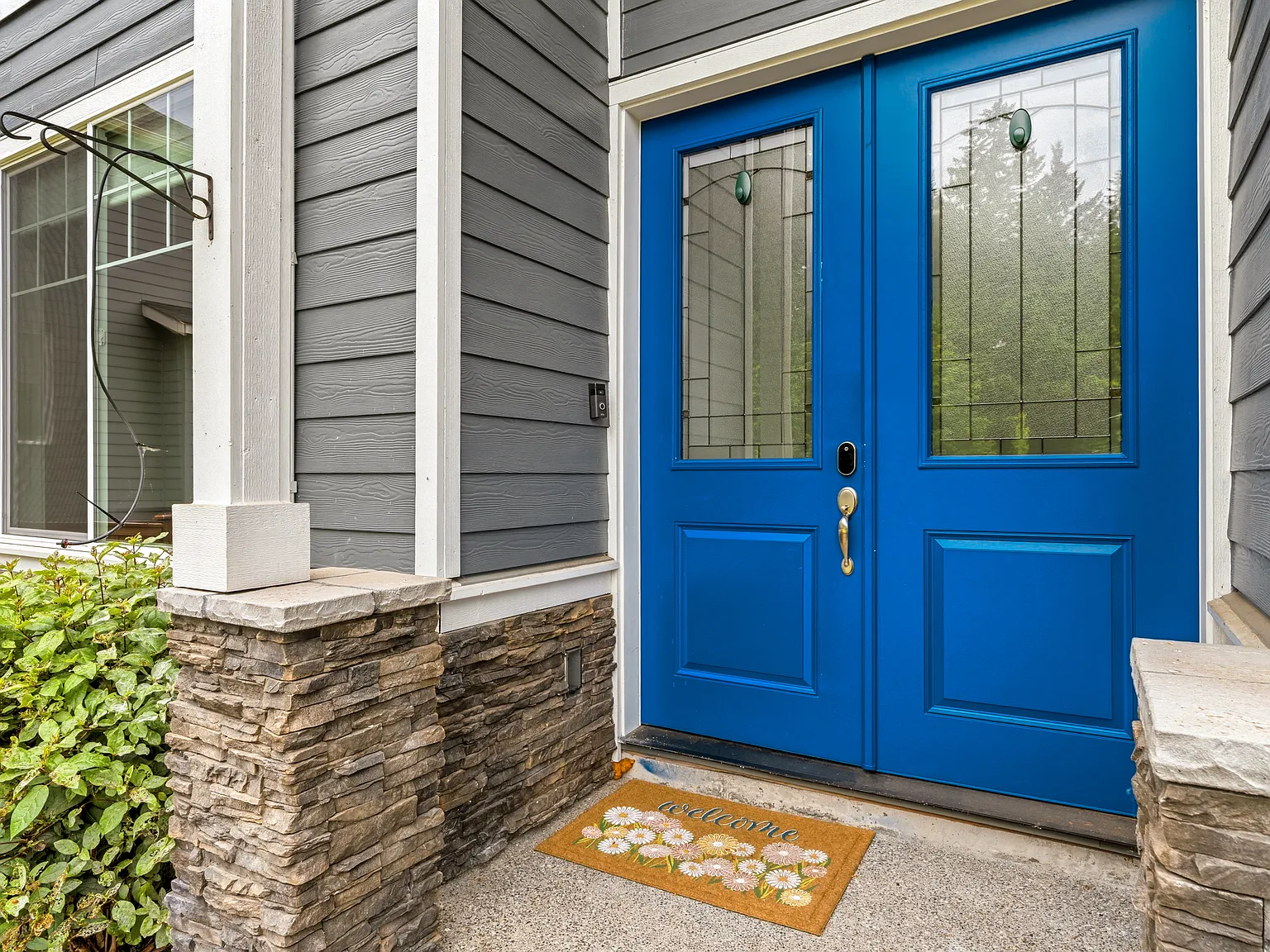4 bed, 3470 sqft, $5,800 — Photo 3