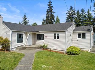 10111 1st Dr SE, Everett, WA 98208