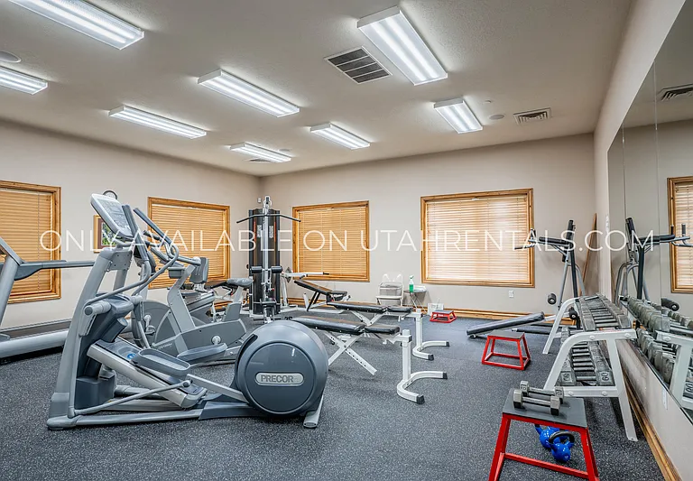 1068 Canyon Meadow Dr #2 — Photo 6