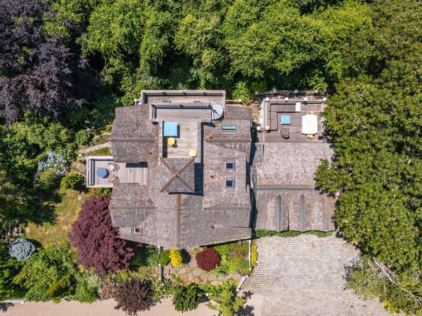 52 Point Street, Provincetown, MA 02657