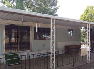 10912 Hand Ct, Weldon, CA 93283