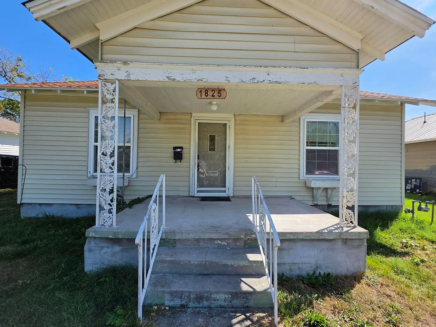 3 Bedroom / 2 Bathroom House In Joplin Mo — Photo 3