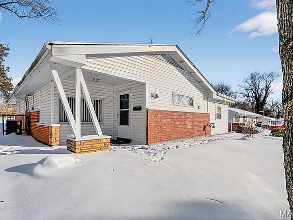 2nd image of 9732 Cambria Dr