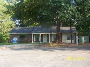 7696 Hawthorne Dr, Jonesboro, GA 30236