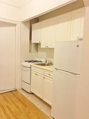 Rented by Sandra Greer Real Estate | media 17