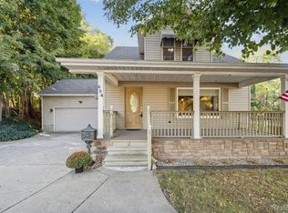 624 E Main St, Brighton, MI 48116