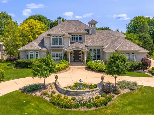 800 Ponderosa DRIVE N N, Hartland, WI 53029