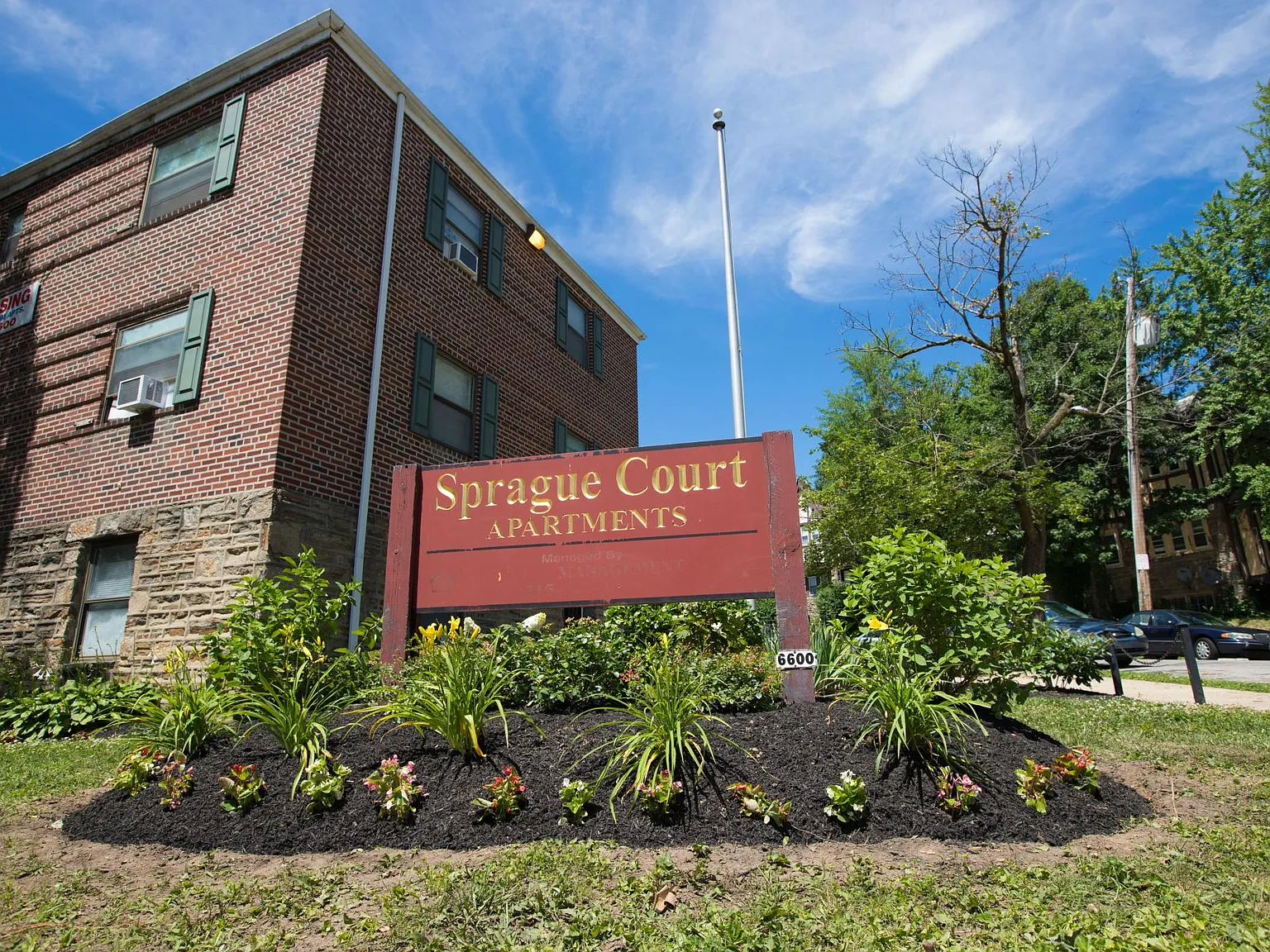 Sprague Court — Photo 3