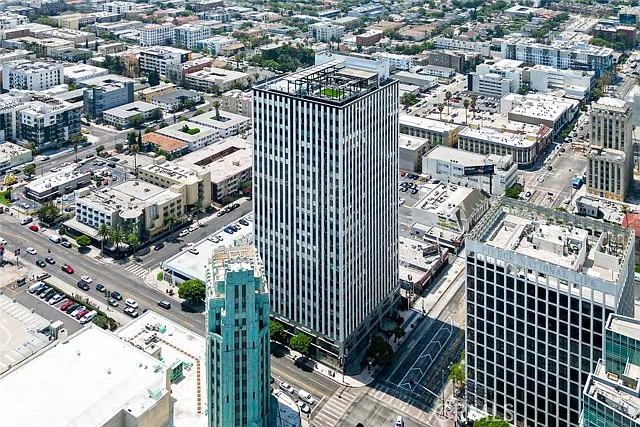 3810 Wilshire Blvd #1708 — Photo 19