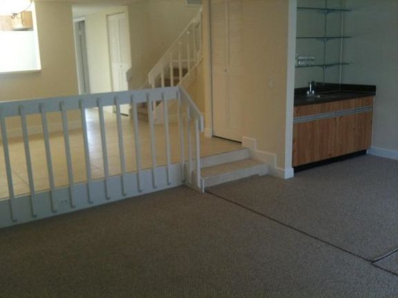 3rd image of 726 NE 20th Ln #726