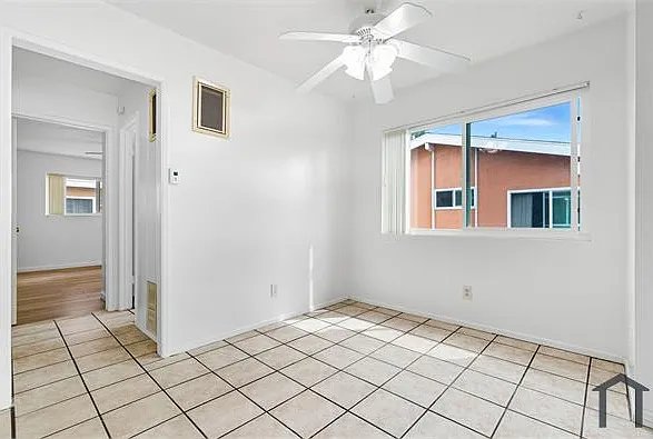10027 Sepulveda Blvd #D — Photo 11