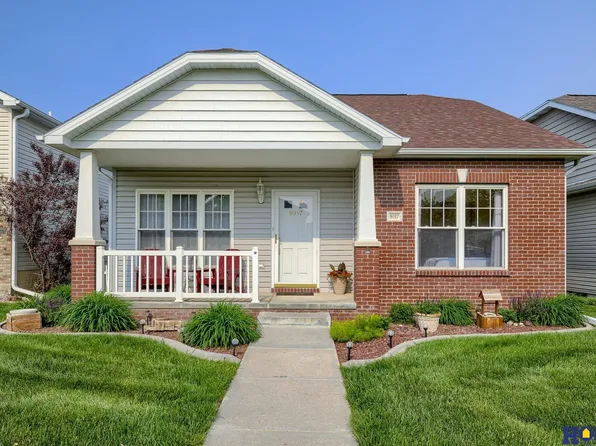 8017 S 16th St, Lincoln, NE 68512