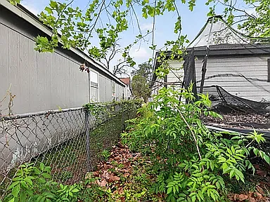 511 W Orange St — Photo 7