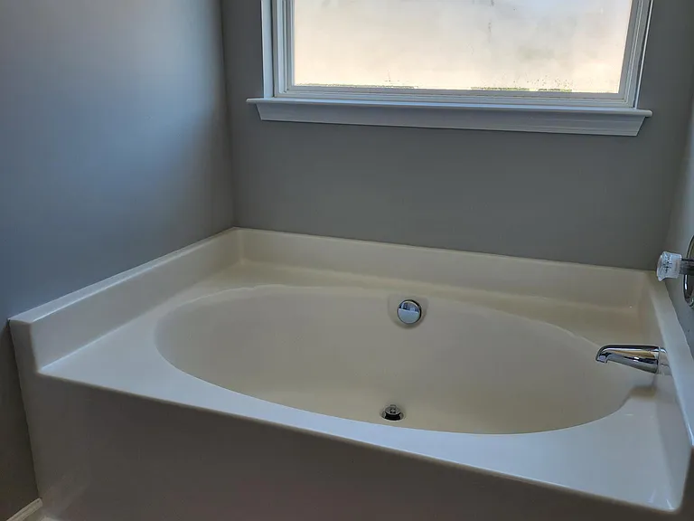 Bathtub in Master bedroom