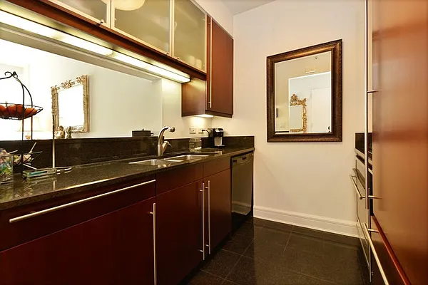 Sold by Nest Seekers International | media 3
