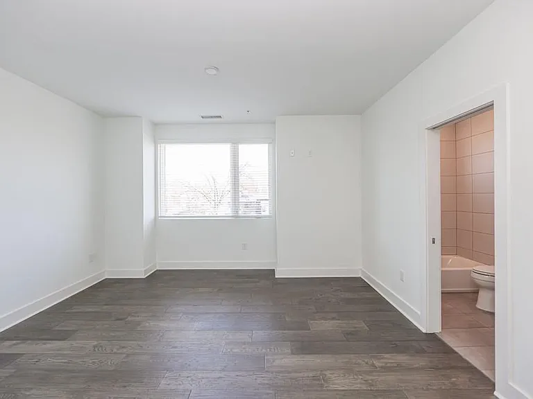1145 Kirkwood Ave SE #14 — Photo 20