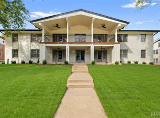 621 Broadmoor Dr APT A, Chesterfield, MO 63017