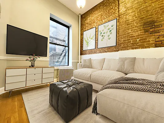 Rented by Voro NYC | media 15