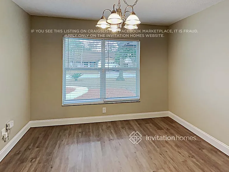 412 Abbeywood Ln — Photo 4