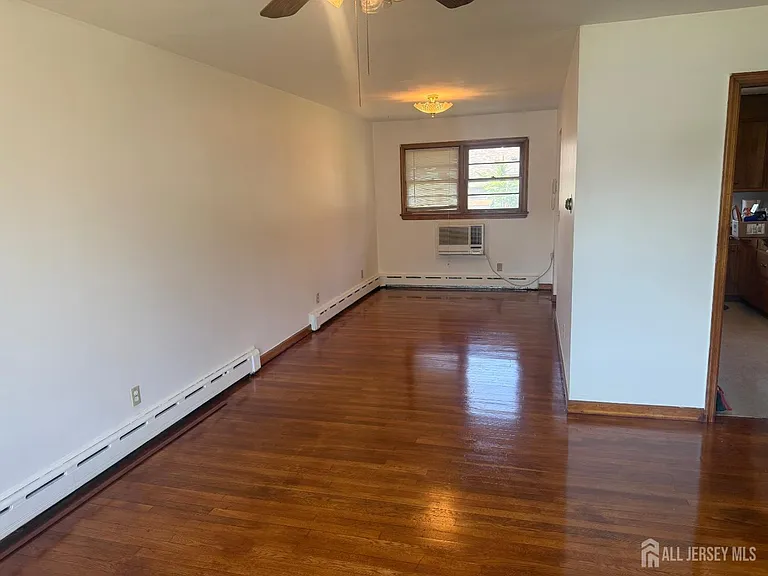 304 Fairlamb Ave — Photo 3