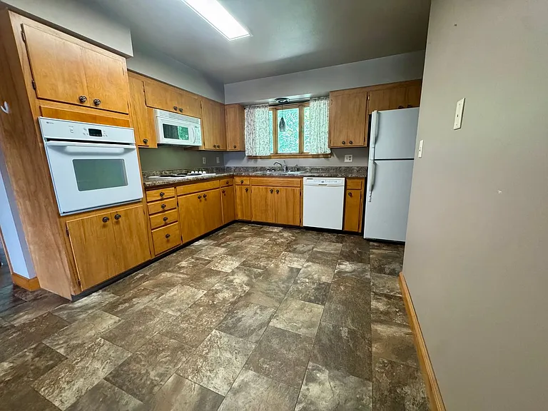 1716 Porter Ave — Photo 5