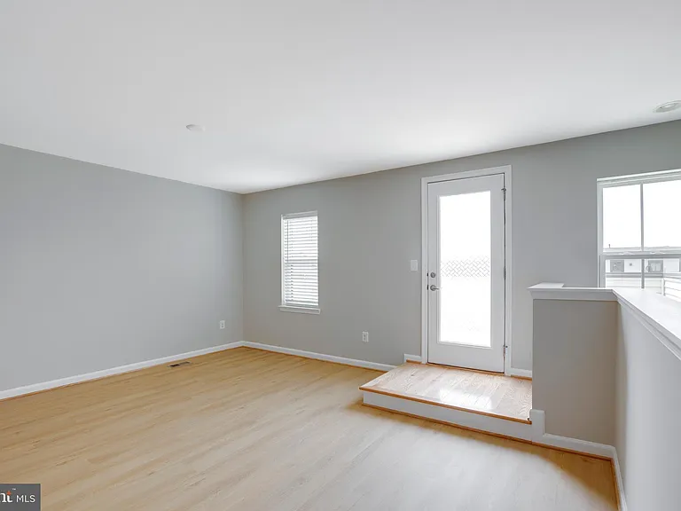 43306 John Michael Ter — Photo 39