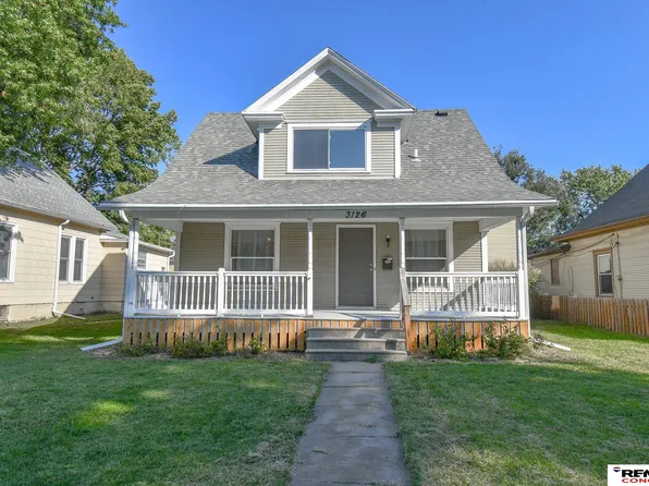 3126 Holdrege St, Lincoln, NE 68503