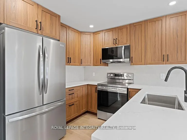 96 Fieldrow St #A — Photo 6