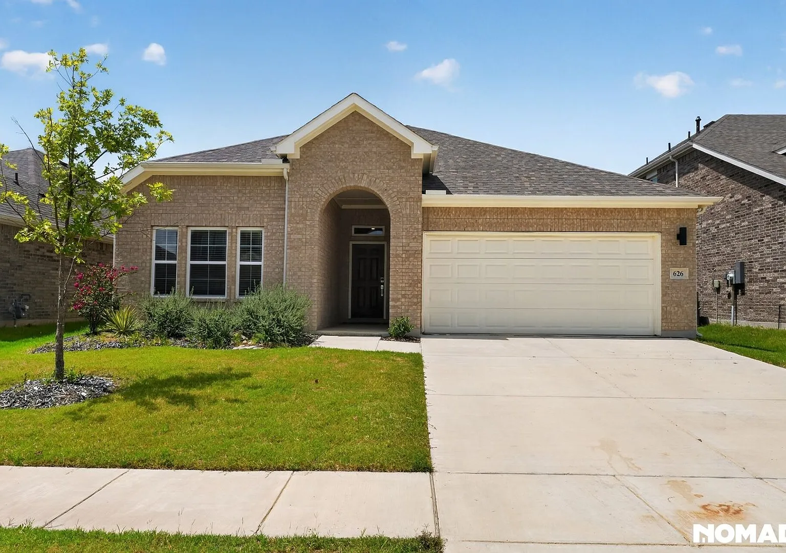 Charming 4br 3bath House In Forney — Photo 1
