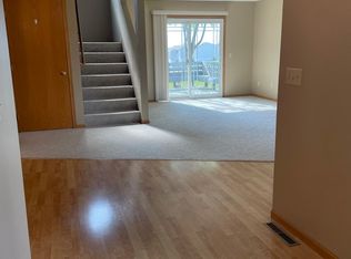 2107 S Holt Ave, Sioux Falls, SD 57103