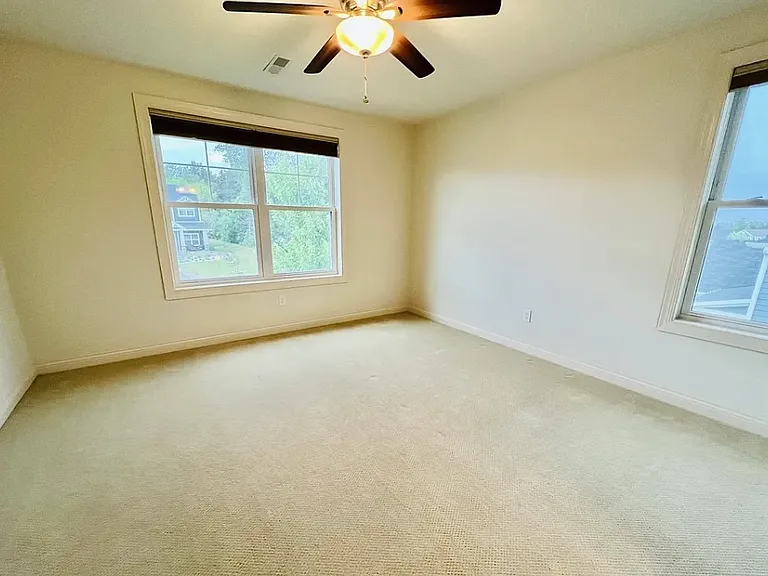 16499 Beverly Dr — Photo 26