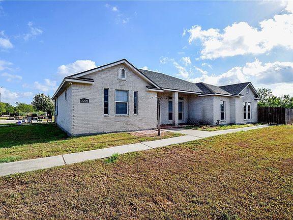 2nd image of 2200 Gabriel Ct