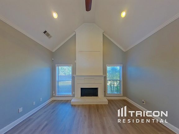 3rd image of 151 Shelton Dr