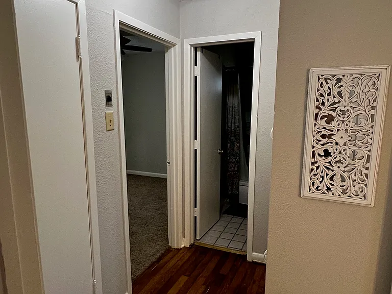 724 Kyle St — Photo 8