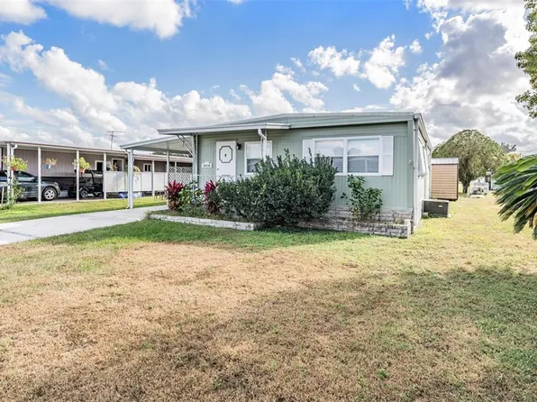 36738 Beth Ave, Zephyrhills, FL 33542