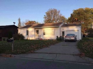 425 5th St SW, Plainview, MN 55964