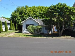 106 5th St, Garibaldi, OR 97118