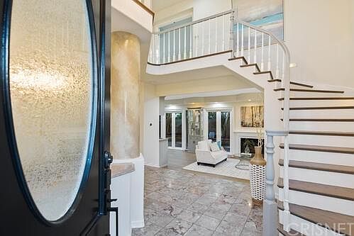 5th image of 6258 Napoli Ct