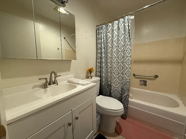 601 14th Ave E #202 — Photo 27