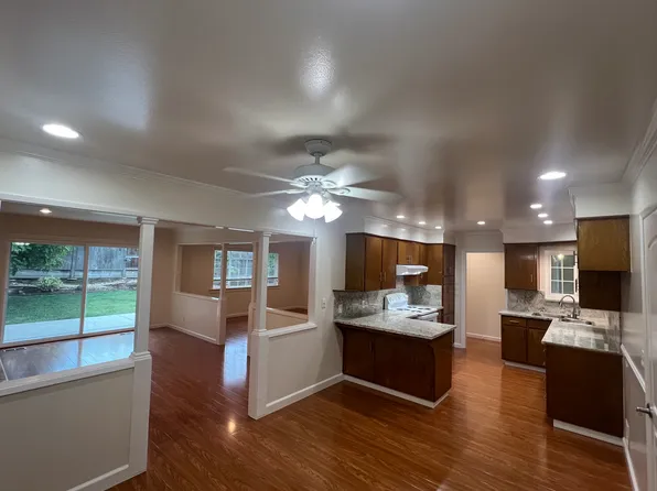 1231 Sunset Dr, Hollister, CA 95023