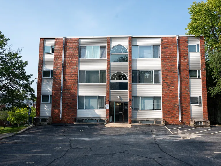 George Apartments - 625 3rd Street Southwest - 5 — Photo 9