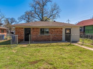 938 W Coffin St, Denison, TX 75020